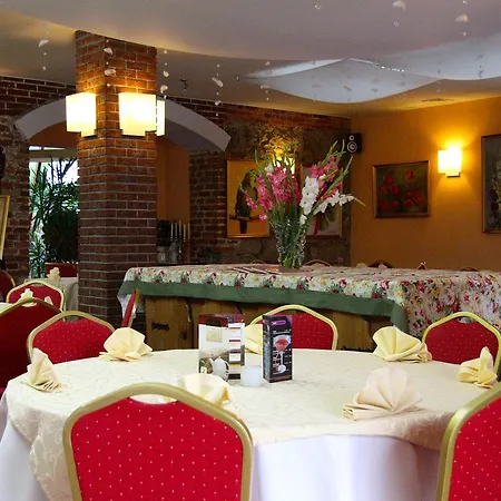 Tango Hotel 3*